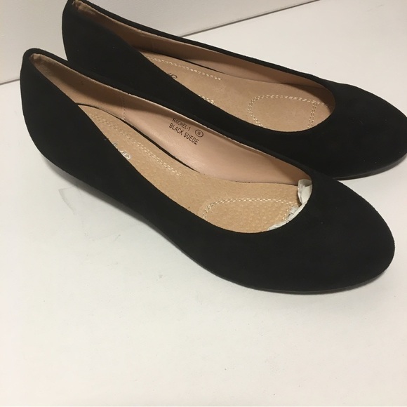 Bella Marie Flats Shoes Size 8 Black Suede - Picture 3 of 5
